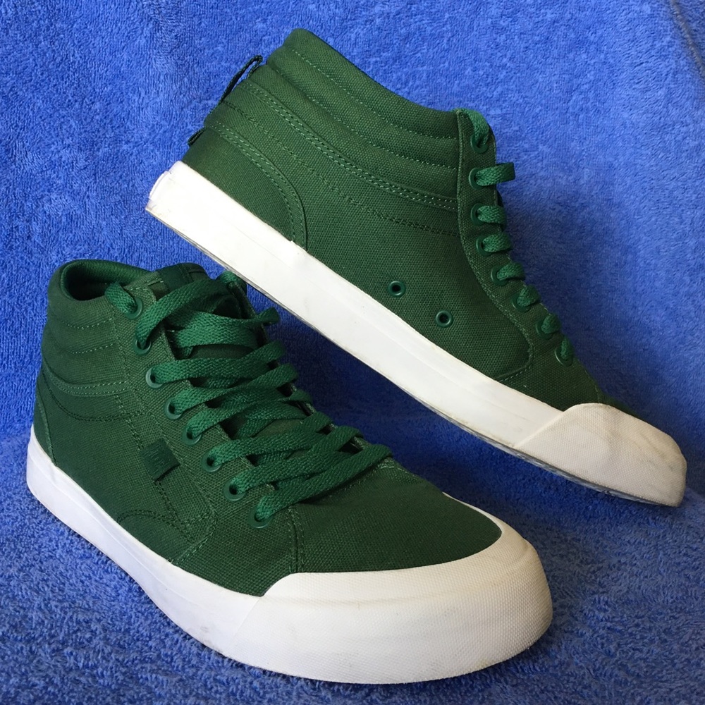 DC shoes